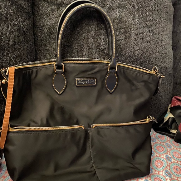 Black nylon Dooney and Bourke large purse - Picture 2 of 11